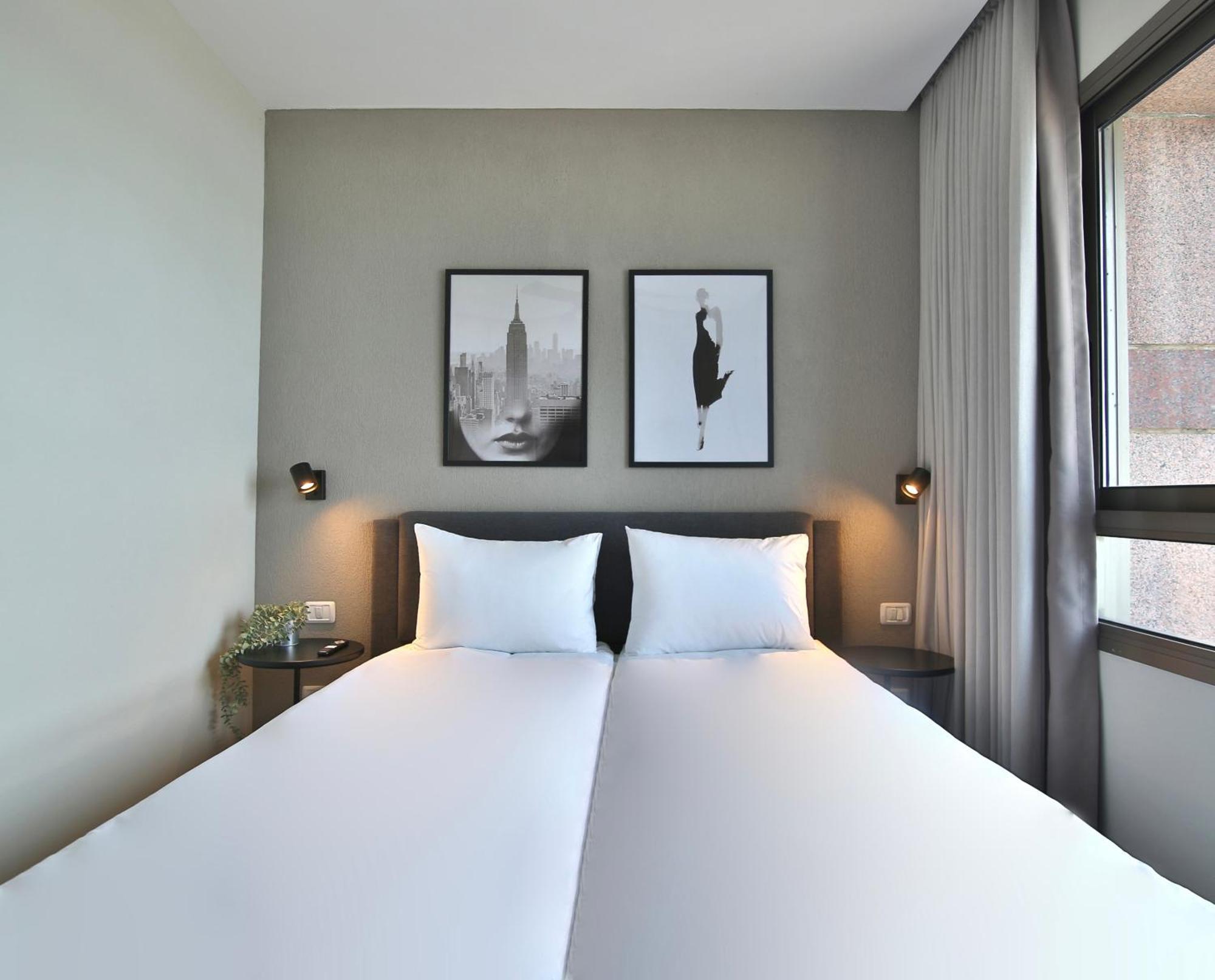 Luxury Suites By Notaly Ariel - Carmel Beach Хайфа Номер фото
